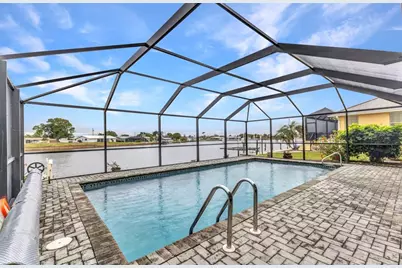 205 East Tarpon Boulevard NW, Port Charlotte, FL 33952 - Photo 5