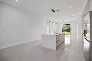 115 Baytree Dr, Rotonda West, FL 33947 - Photo 9