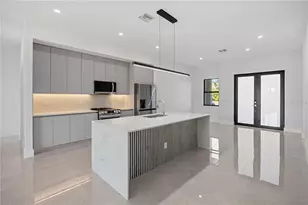 115 Baytree Dr, Rotonda West, FL 33947 - Photo 11