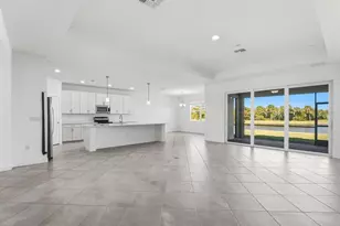 8554 St Kitts Cir, Englewood, FL 34224 - Photo 3