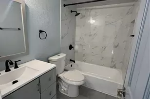 810 Kings Ct, Punta Gorda, FL 33950 - Photo 7