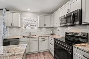 410 E Henry St, Punta Gorda, FL 33950 - Photo 11