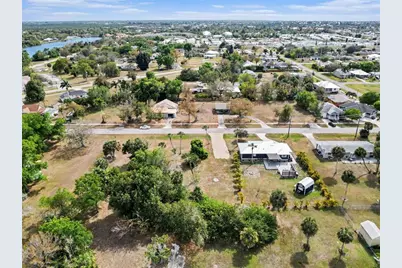 410 E Henry Street, Punta Gorda, FL 33950 - Photo 7