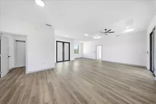 1024 Halby Ave, Lehigh Acres, FL 33974 - Photo 9