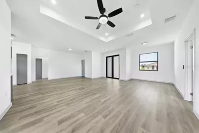 1024 Halby Avenue, Lehigh Acres, FL 33974 - Photo 13