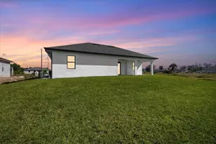 1024 Halby Ave, Lehigh Acres, FL 33974 - Photo 3