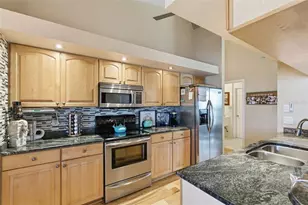 1318 Penguin Ct, Punta Gorda, FL 33950 - Photo 11
