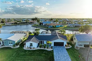 345 Belaire Ct, Punta Gorda, FL 33950 - Photo 3