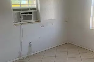 8746 Herbison Ave, North Port, FL 34287 - Photo 7