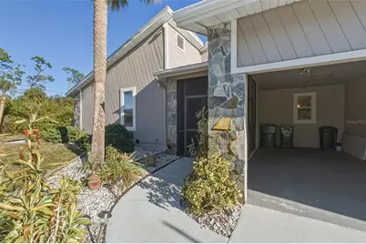 643 Blue Lane NW, Port Charlotte, FL 33952 - Photo 5