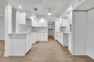 422 W Grace Street W, Punta Gorda, FL 33950 - Photo 9