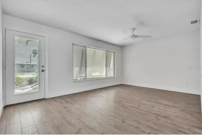 422 W Grace Street W, Punta Gorda, FL 33950 - Photo 5