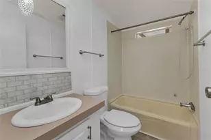 1000 Kings Hwy, Port Charlotte, FL 33980 - Photo 27