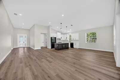 107 Bebb Court, Rotonda West, FL 33947 - Photo 5