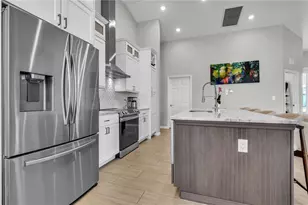 13252 Pace Cir, Port Charlotte, FL 33981 - Photo 23