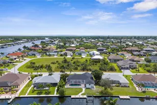 9310 Rosebud Cir, Port Charlotte, FL 33981 - Photo 9