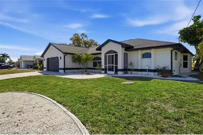 9310 Rosebud Circle, Port Charlotte, FL 33981 - Photo 3