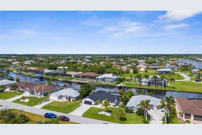 9310 Rosebud Circle, Port Charlotte, FL 33981 - Photo 7