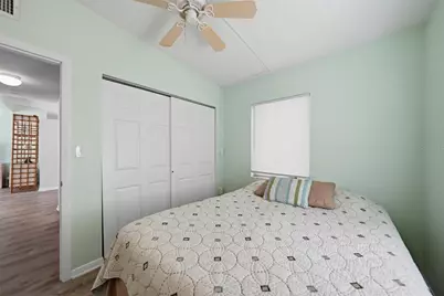 731 Palmetto Drive NE, Port Charlotte, FL 33952 - Photo 9