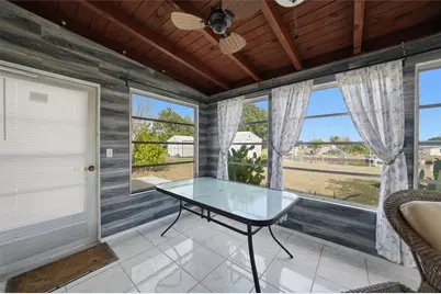 731 Palmetto Drive NE, Port Charlotte, FL 33952 - Photo 15