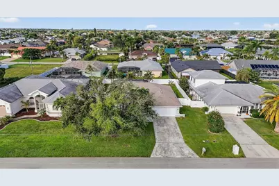412 SE 13th Avenue, Cape Coral, FL 33990 - Photo 39