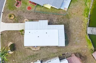 6085 Shearwater Dr, Englewood, FL 34224 - Photo 39