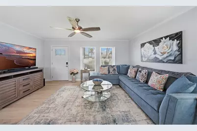 1120 SE 23rd Terrace, Cape Coral, FL 33990 - Photo 3