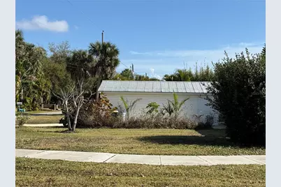 451 W Virginia Avenue, Punta Gorda, FL 33950 - Photo 3