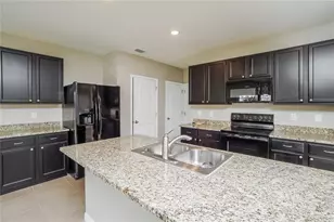 16726 Secret Meadow Dr, Odessa, FL 33556 - Photo 3