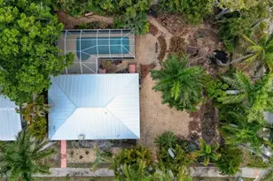 521 W Olympia Ave, Punta Gorda, FL 33950 - Photo 27