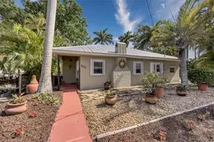 521 W Olympia Ave, Punta Gorda, FL 33950 - Photo 1