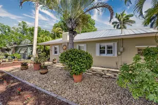 521 W Olympia Ave, Punta Gorda, FL 33950 - Photo 9