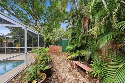 521 W Olympia Avenue, Punta Gorda, FL 33950 - Photo 5