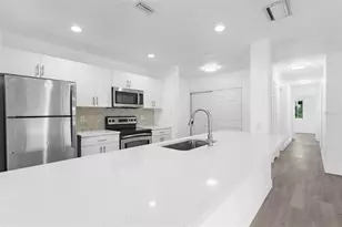 21530 Glendale Ave, Port Charlotte, FL 33952 - Photo 7