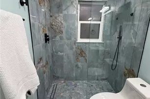 14062 Palm St, Madeira Beach, FL 33708 - Photo 11