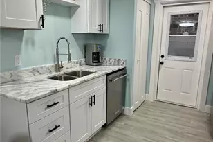 14062 Palm St, Madeira Beach, FL 33708 - Photo 3