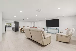 105 Leland St SE, Port Charlotte, FL 33952 - Photo 5