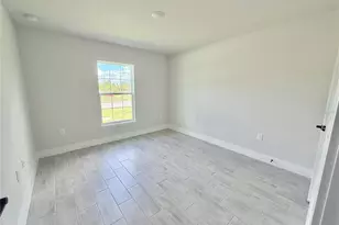 10443 Sunbury Dr, Port Charlotte, FL 33981 - Photo 15