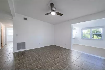 927 W Olympia Avenue, Punta Gorda, FL 33950 - Photo 9