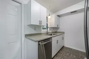 927 W Olympia Ave, Punta Gorda, FL 33950 - Photo 19