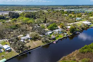 7754 Riverside Dr, Punta Gorda, FL 33982 - Photo 1