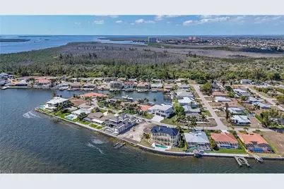5929 SW 1st Avenue, Cape Coral, FL 33914 - Photo 21