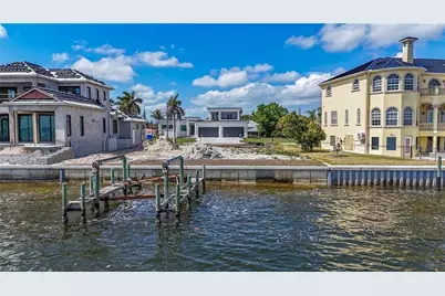 5929 SW 1st Avenue, Cape Coral, FL 33914 - Photo 9