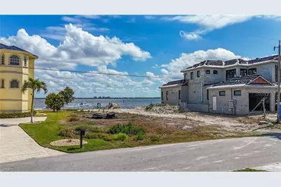 5929 SW 1st Avenue, Cape Coral, FL 33914 - Photo 7