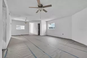 7043 New Post Dr, North Fort Myers, FL 33917 - Photo 5