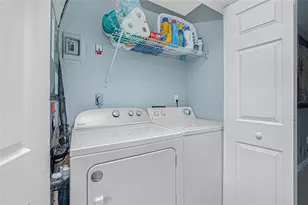 18654 Kerrville Cir, Port Charlotte, FL 33948 - Photo 15