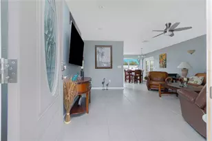 18654 Kerrville Cir, Port Charlotte, FL 33948 - Photo 3