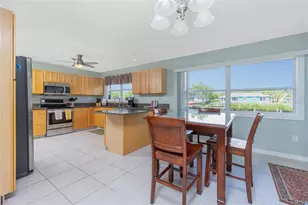 18654 Kerrville Cir, Port Charlotte, FL 33948 - Photo 9