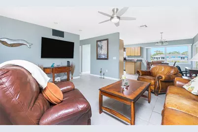 18654 Kerrville Circle, Port Charlotte, FL 33948 - Photo 7