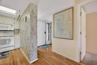 1461 Aqui Esta Drive #B3, Punta Gorda, FL 33950 - Photo 9